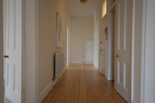  Image of 3 bedroom Flat to rent in Bruntsfield Gardens Edinburgh EH10 at Bruntsfield Edinburgh Edinburgh, EH10 4DZ