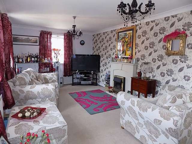  Image of 5 bedroom Detached house for sale in Bryn Dryslwyn Bridgend CF31 at Bryn Dryslwyn  Broadlands, CF31 5BT