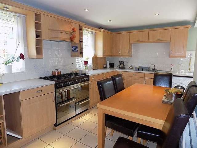  Image of 5 bedroom Detached house for sale in Bryn Dryslwyn Bridgend CF31 at Bryn Dryslwyn  Broadlands, CF31 5BT