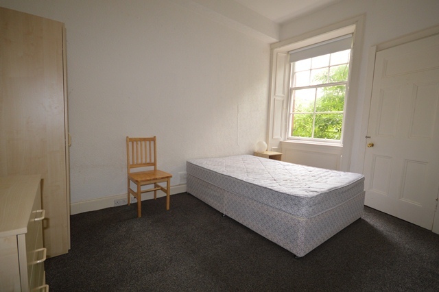  Image of 2 bedroom Flat to rent in Buccleuch Street Edinburgh EH8 at Meadows Edinburgh Edinburgh, EH8 9NG