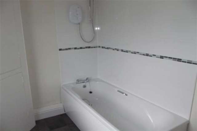  Image of 3 bedroom Detached house to rent in Rosevear Road Bugle St. Austell PL26 at St. Austell, PL26 8PJ