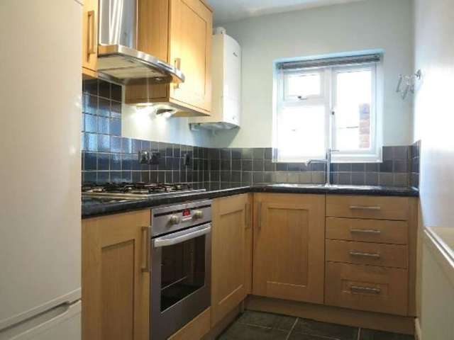  Image of 1 bedroom Flat to rent in Bulmershe Road Earley Reading RG1 at Bulmershe Road  Reading, RG1 5RJ