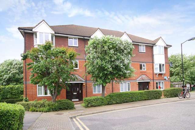  Image of 2 bedroom Flat for sale in Bunning Way London N7 at Bunning Way Islington London, N7 9UR