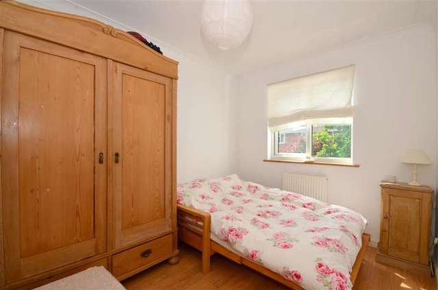  Image of 3 bedroom Detached house for sale in Burdens Headcorn Ashford TN27 at Headcorn Ashford Headcorn, TN27 9SG