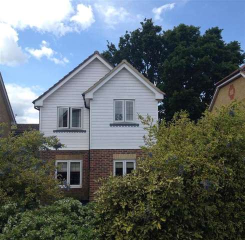  Image of 3 bedroom Detached house for sale in Burdens Headcorn Ashford TN27 at Headcorn Ashford Headcorn, TN27 9SG
