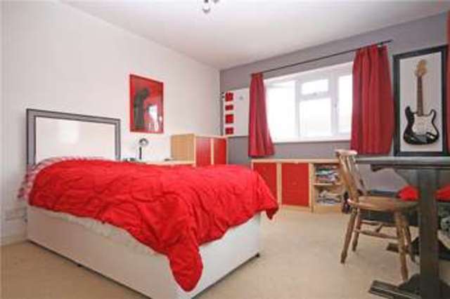  Image of 4 bedroom Detached house for sale in Burleigh Close Addlestone KT15 at Addlestone Surrey Addlestone, KT15 1PW