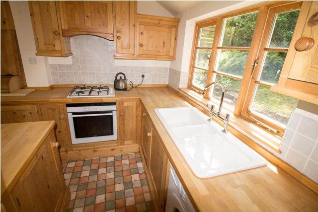  Image of 4 bedroom End of Terrace for sale in Burnham Street Nottingham NG5 at Sherwood  Nottingham, NG5 2FD