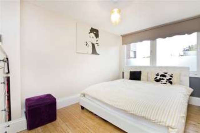  Image of 3 bedroom Terraced house to rent in Twyford Street London N1 at Twyford Street London Barnsbury, N1 0BZ