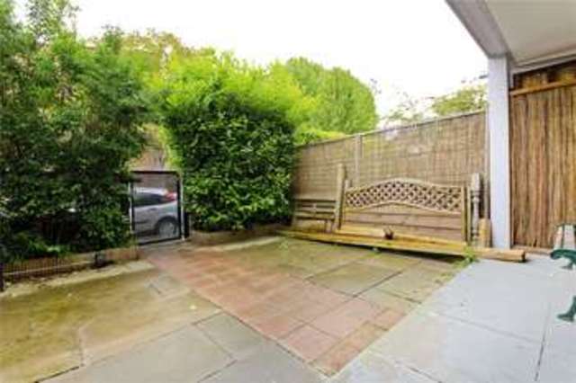  Image of 3 bedroom Terraced house to rent in Twyford Street London N1 at Twyford Street London Barnsbury, N1 0BZ