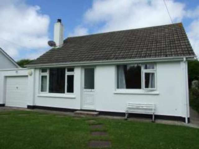  Image of 3 bedroom Bungalow for sale in North Roskear Road Tuckingmill Camborne TR14 at Camborne Cornwall Camborne, TR14 8PW