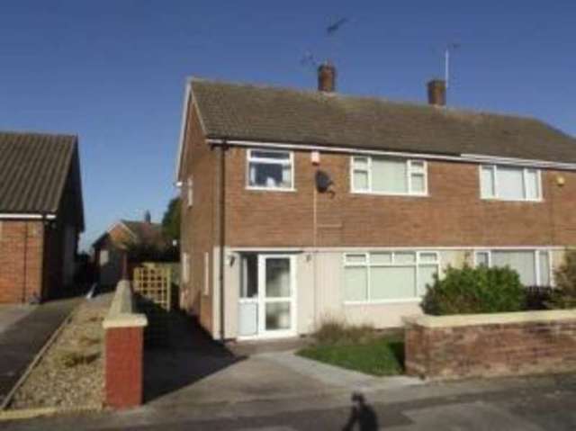  Image of 3 bedroom Semi-Detached house for sale in Cambridge Road Rainworth Mansfield NG21 at Rainworth Mansfield Rainworth, NG21 0AX
