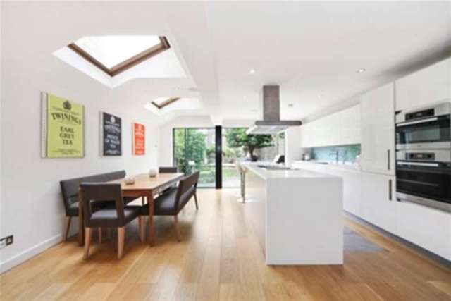  Image of 5 bedroom Property to rent in Cambridge Road London SW11 at Battersea, SW11 4RR