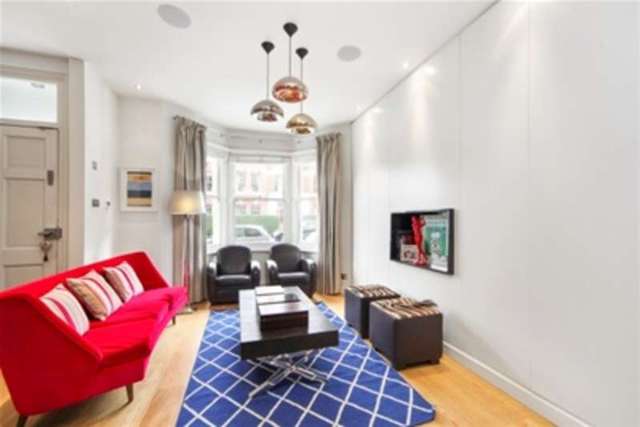  Image of 5 bedroom Property to rent in Cambridge Road London SW11 at Battersea, SW11 4RR
