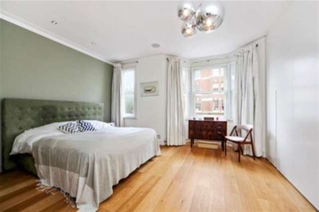  Image of 5 bedroom Property to rent in Cambridge Road London SW11 at Battersea, SW11 4RR