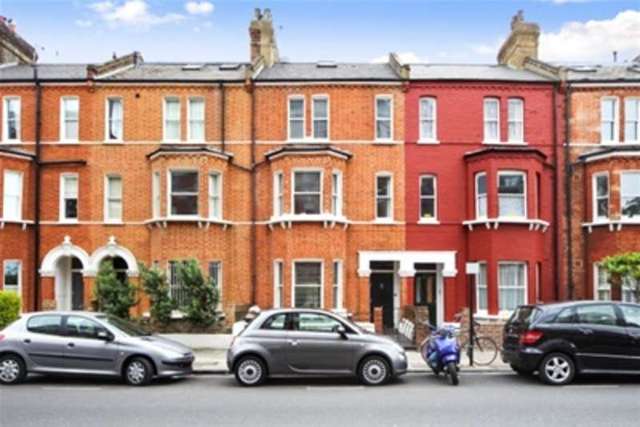  Image of 5 bedroom Property to rent in Cambridge Road London SW11 at Battersea, SW11 4RR