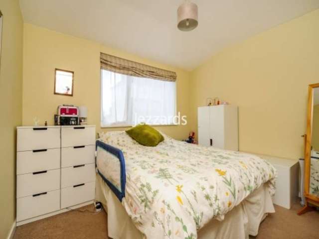  Image of 3 bedroom End of Terrace to rent in Campbell Close Twickenham TW2 at Twickenham, TW2 5BZ