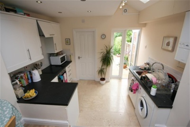  Image of 2 bedroom Terraced house for sale in Cardigan Road Reading RG1 at Reading, RG1 5QL