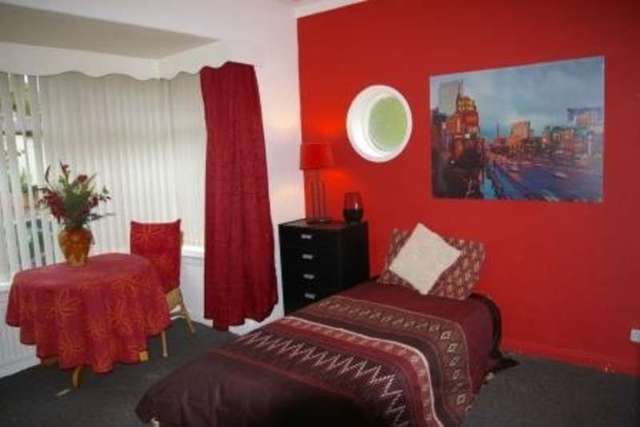  Image of 3 bedroom Bungalow for sale in Carleton Drive Giffnock Glasgow G46 at Carleton Drive,  Giffnock, G46 6AJ