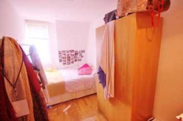  Image of 5 bedroom Flat to rent in Carysfort Road London N16 at London N16 9AP Newington Green, N16 9AP