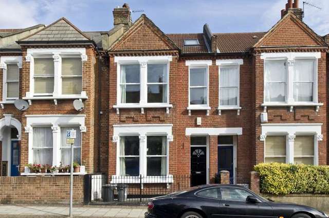  Image of 4 bedroom Property to rent in Cathles Road London SW12 at Cathles Road  London, SW12 9LE