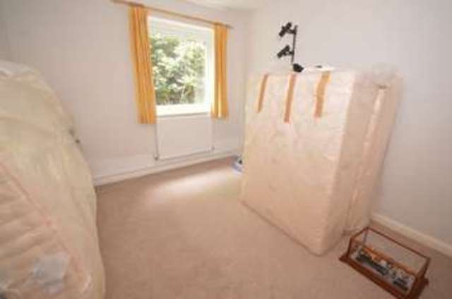  Image of 2 bedroom Flat for sale in Cedar Court Haslemere GU27 at Cedar Court  Haslemere, GU27 2BB
