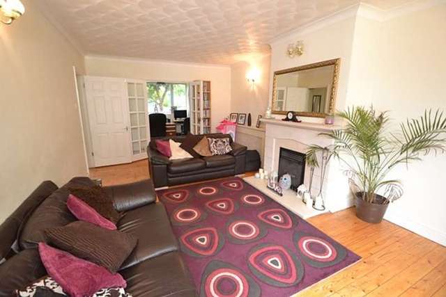  Image of 4 bedroom Detached house to rent in Park Road Chandler