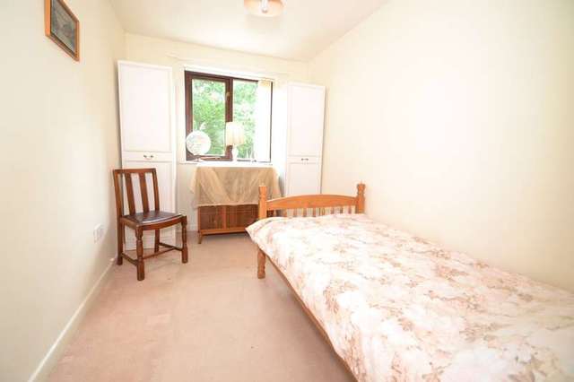  Image of 2 bedroom Flat for sale in Winchester Road Chandler