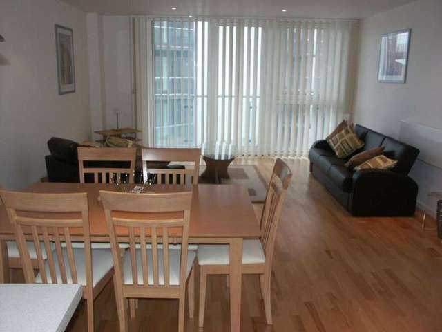  Image of 2 bedroom Flat to rent in Channel Way Ocean Village Southampton SO14 at Southampton Hampshire, SO14 3JB