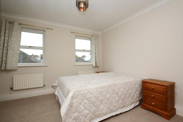 Image of 2 bedroom Mews to rent in Charlotte Mews Heather Place Esher KT10 at Heather Place Esher Esher, KT10 8NL