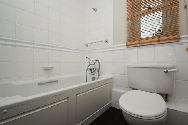  Image of 2 bedroom Mews to rent in Charlotte Mews Heather Place Esher KT10 at Heather Place Esher Esher, KT10 8NL