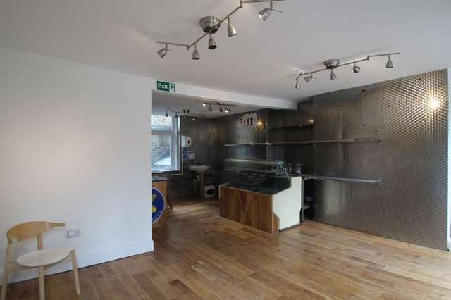  Image of Detached house to rent in Chalton Street London NW1 at Charlton Street  London, NW1 1JD