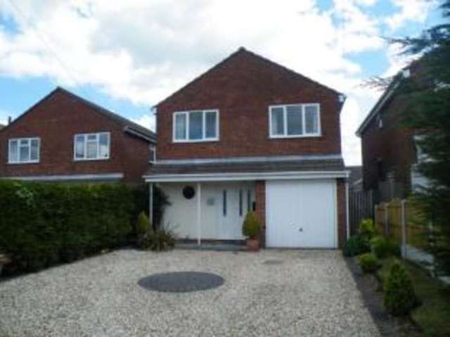  Image of 4 bedroom Detached house for sale in Chase Road Burntwood WS7 at Burntwood Staffordshire Chasetown, WS7 0DS