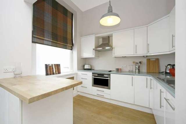  Image of 1 bedroom Property to rent in Chepstow Road London W2 at Chepstow Road  London, W2 5QP