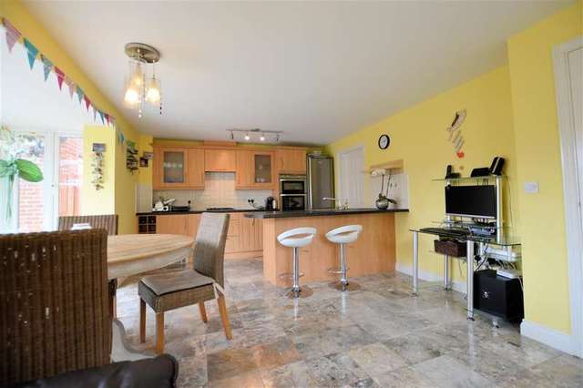  Image of 4 bedroom Detached house for sale in Chrysanthemum Drive Shinfield Reading RG2 at Reading, RG2 9DQ