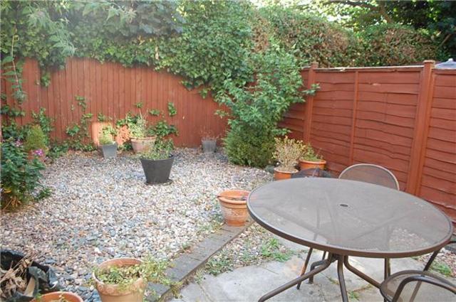  Image of 2 bedroom Terraced house to rent in Church Paddock Court Wallington SM6 at Surrey, SM6 7AW