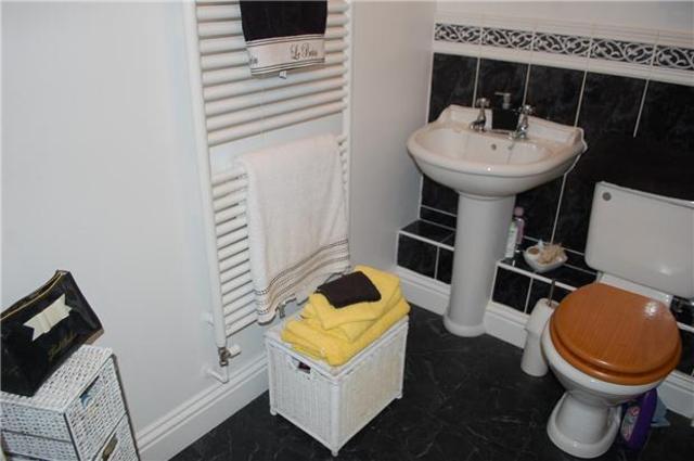  Image of 2 bedroom Terraced house to rent in Church Paddock Court Wallington SM6 at Surrey, SM6 7AW