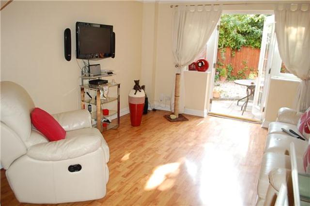  Image of 2 bedroom Terraced house to rent in Church Paddock Court Wallington SM6 at Surrey, SM6 7AW