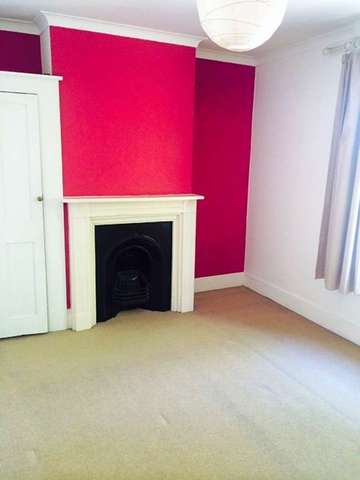  Image of 2 bedroom Detached house to rent in Church Street Shirley Southampton SO15 at Shirley  Southampton, SO15 5LW