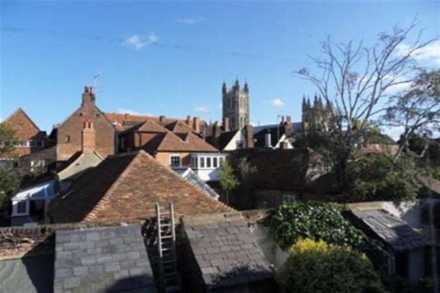  Image of 2 bedroom Terraced house to rent in King Street Canterbury CT1 at Canterbury, CT1 2AJ
