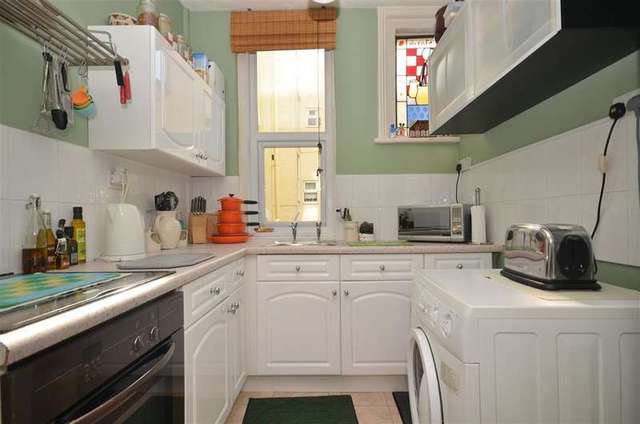 Image of 2 bedroom Apartment for sale in Clarendon Road Southsea PO4 at Southsea Hampshire Southsea, PO4 0SF