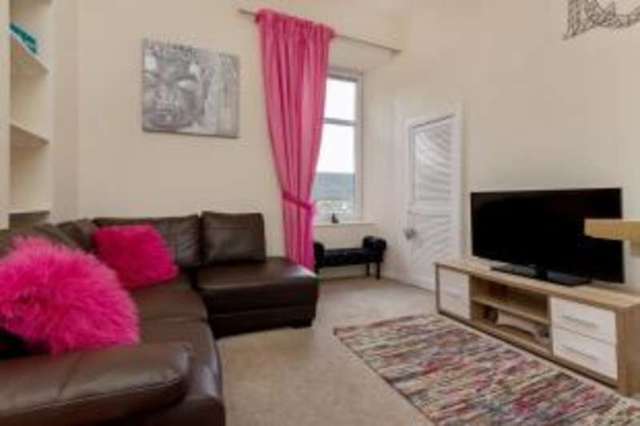  Image of 1 bedroom Flat for sale in Clarkston Road Glasgow G44 at Glasgow Lanarkshire Castlemilk, G44 4EH