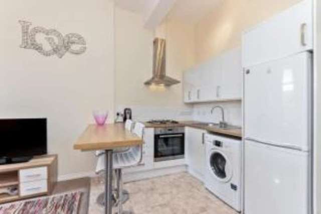  Image of 1 bedroom Flat for sale in Clarkston Road Glasgow G44 at Glasgow Lanarkshire Castlemilk, G44 4EH