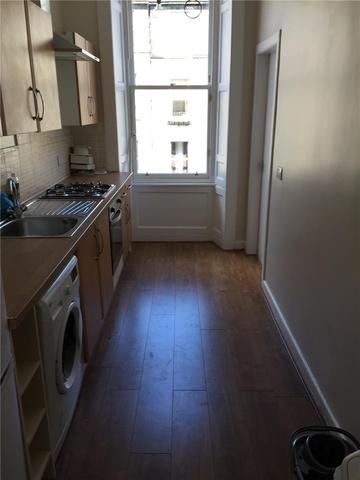  Image of 3 bedroom Flat to rent in Clerk Street Edinburgh EH8 at South Side Edinburgh Edinburgh, EH8 9JQ