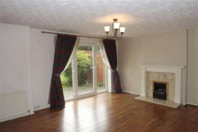  Image of 3 bedroom Detached house to rent in Cloverlands West Bridgford Nottingham NG2 at Nottingham, NG2 7TF