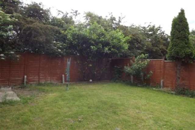  Image of 3 bedroom Detached house to rent in Cloverlands West Bridgford Nottingham NG2 at Nottingham, NG2 7TF