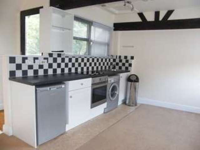  Image of 1 bedroom Terraced house to rent in Station Close High Wycombe HP13 at Station Close  High Wycombe, HP13 6LF