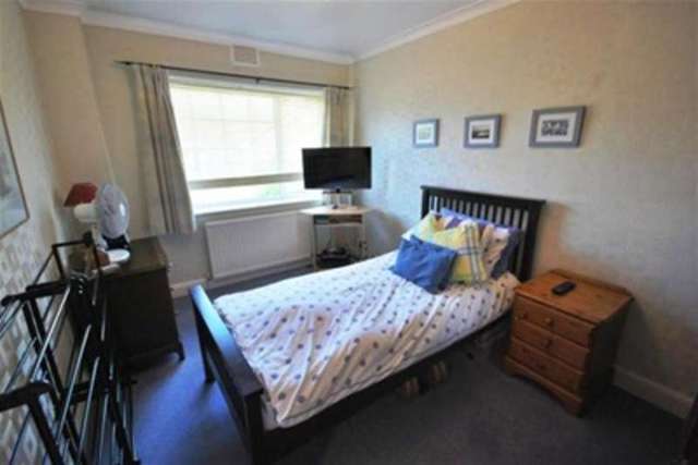 Image of 2 bedroom Detached house to rent in Canada Road Cobham KT11 at Cobham, KT11 2BA