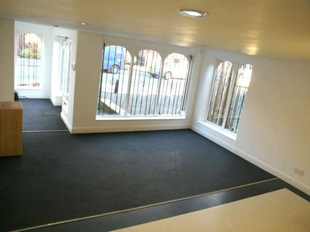  Image of Detached house to rent in Compstall Road Romiley Stockport SK6 at Central Drive  Stockport, SK6 4BT