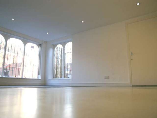  Image of Detached house to rent in Compstall Road Romiley Stockport SK6 at Central Drive  Stockport, SK6 4BT