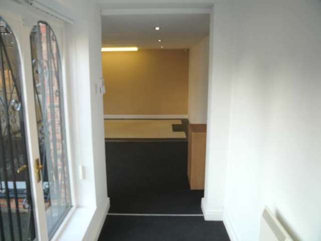  Image of Detached house to rent in Compstall Road Romiley Stockport SK6 at Central Drive  Stockport, SK6 4BT